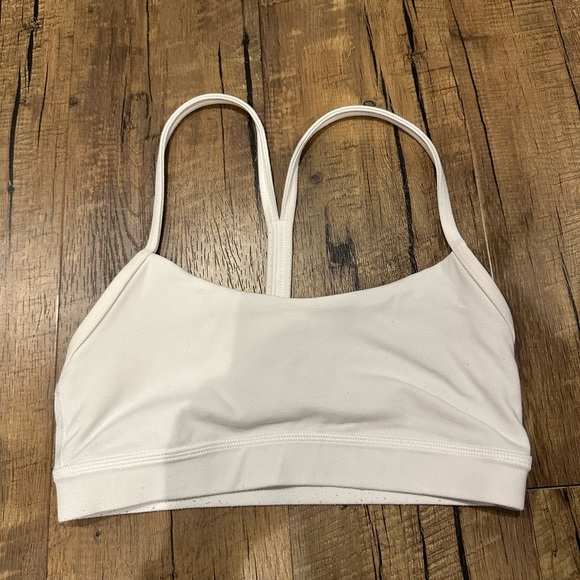 lululemon athletica Other - Lululemon Flow Y Bra